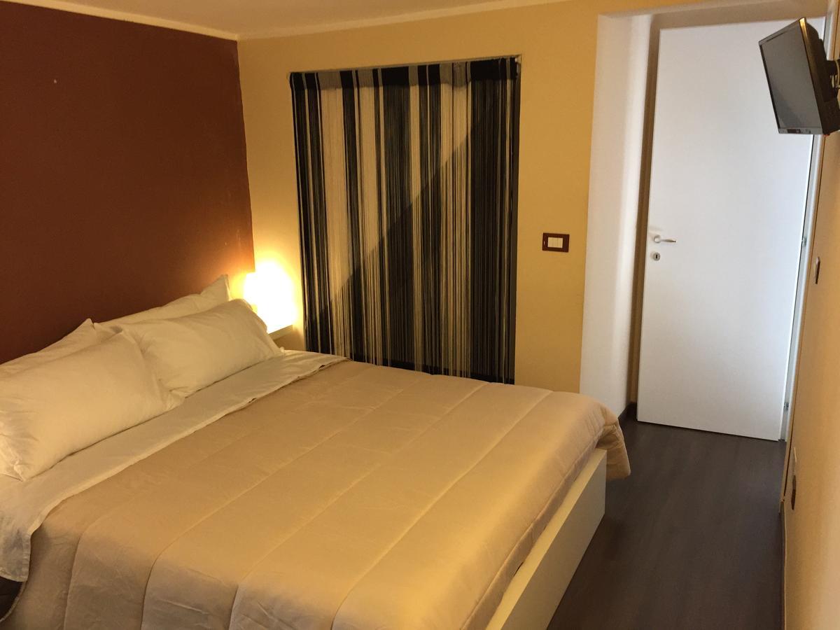 Two Steps Ortygia Apartment Сиракуза Екстериор снимка