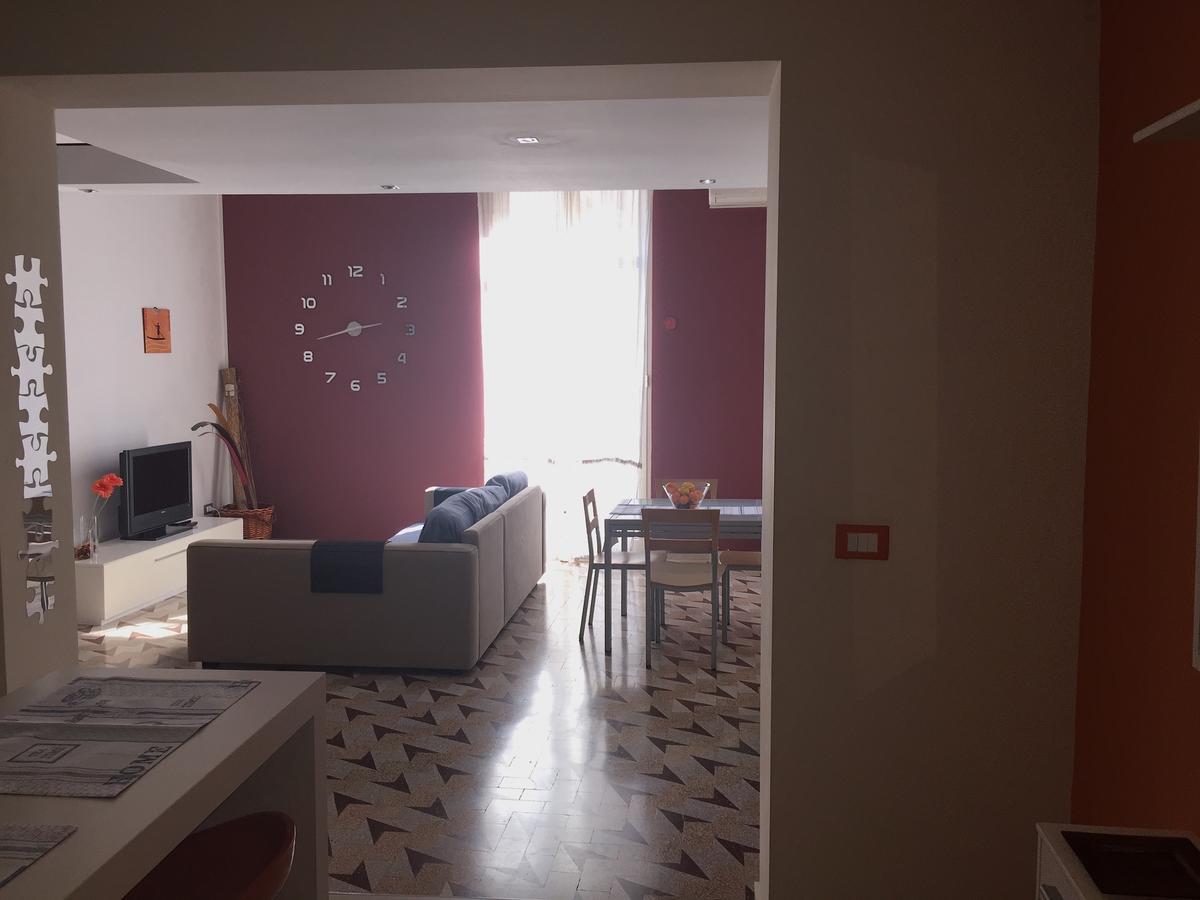 Two Steps Ortygia Apartment Сиракуза Екстериор снимка