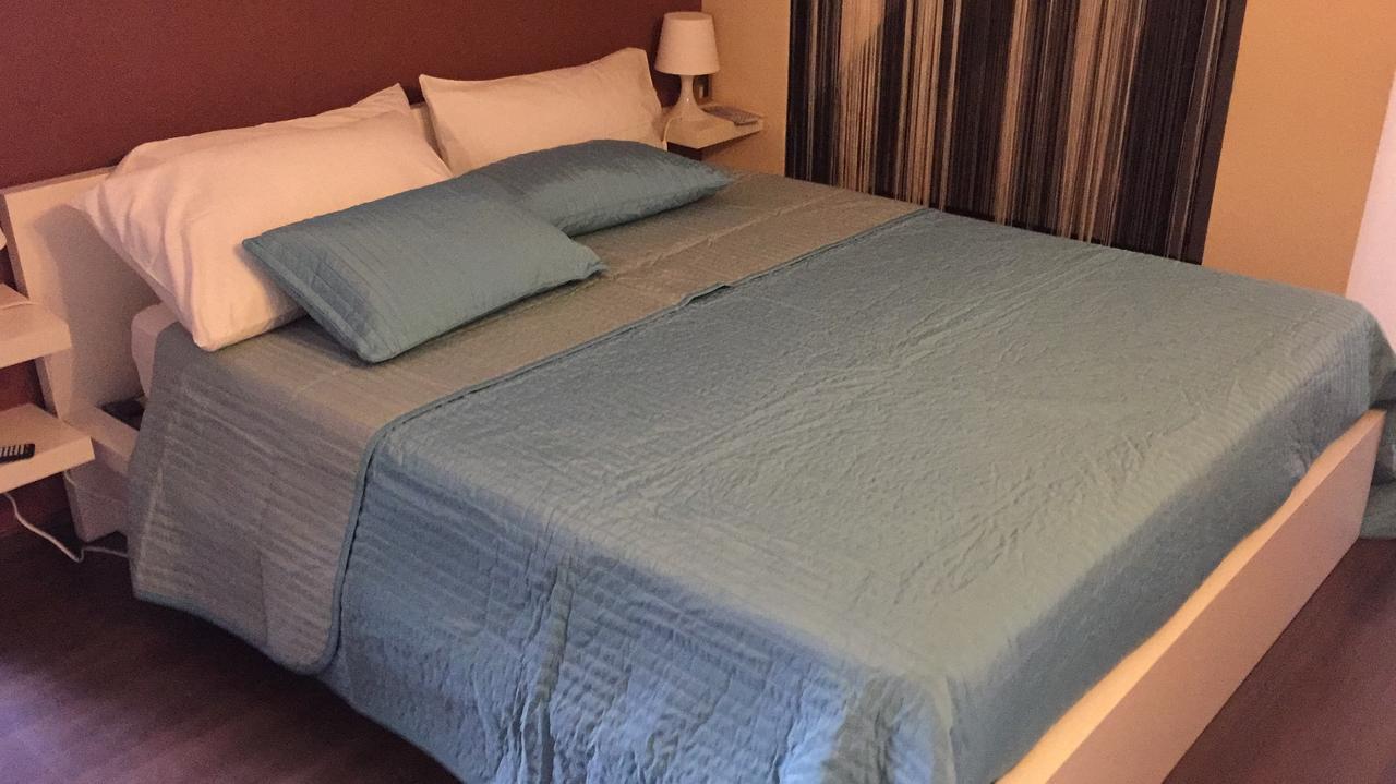 Two Steps Ortygia Apartment Сиракуза Екстериор снимка